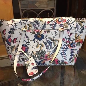 Spring handbag